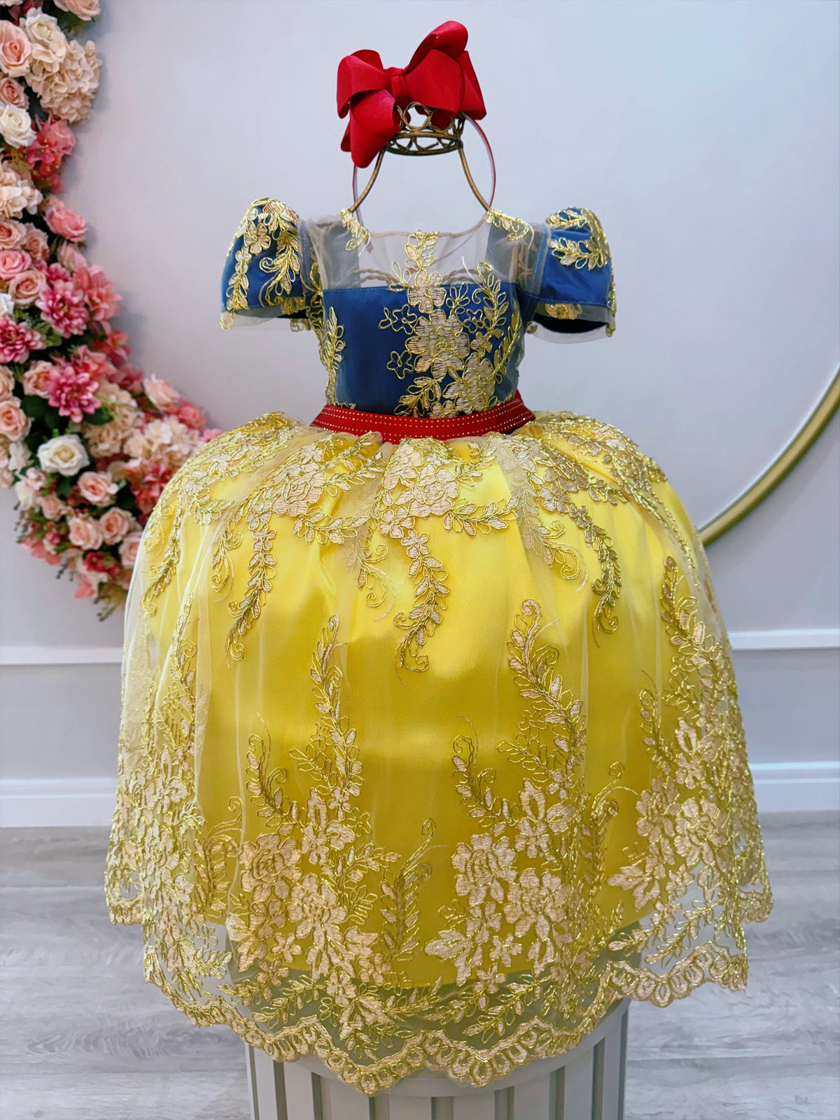 Vestido Infantil Branca de Neve Renda Metalizada Dourada (2200AA)