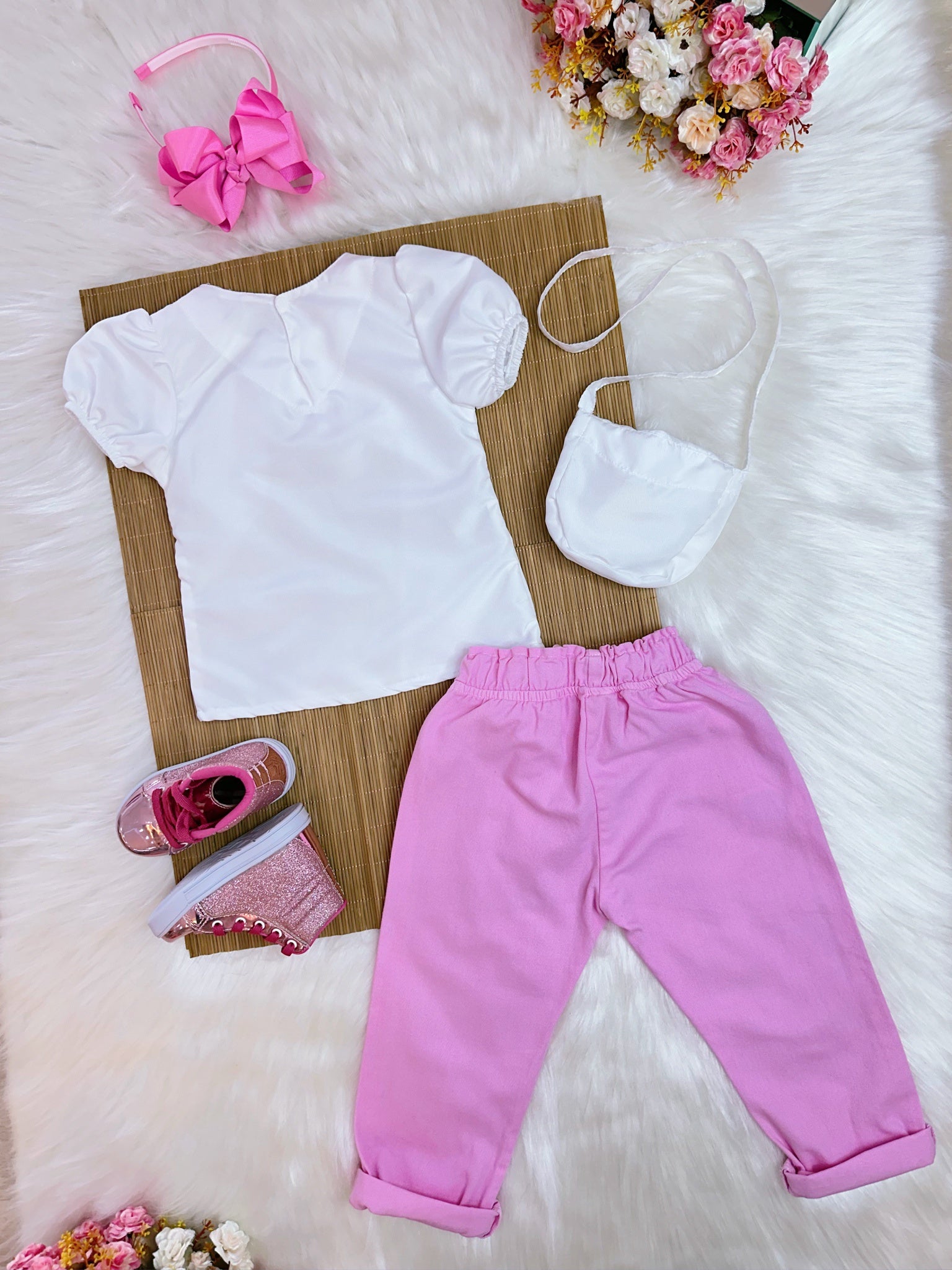 Conjunto infantil Com Blusa Branca e Calça Rosa Bolsinha (0140BR)