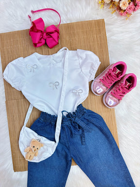 Conjunto infantil C/ Blusa Branca e Calça Jeans Azul Bolsinha (0144BJ)